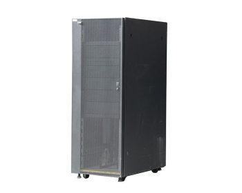 IBM Rack 7014-T00 37U