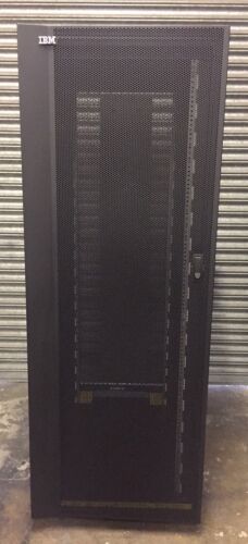 IBM Rack 7014-T00
